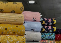 بافت انواع پارچه تا عرض 360بصورت كارمزدي